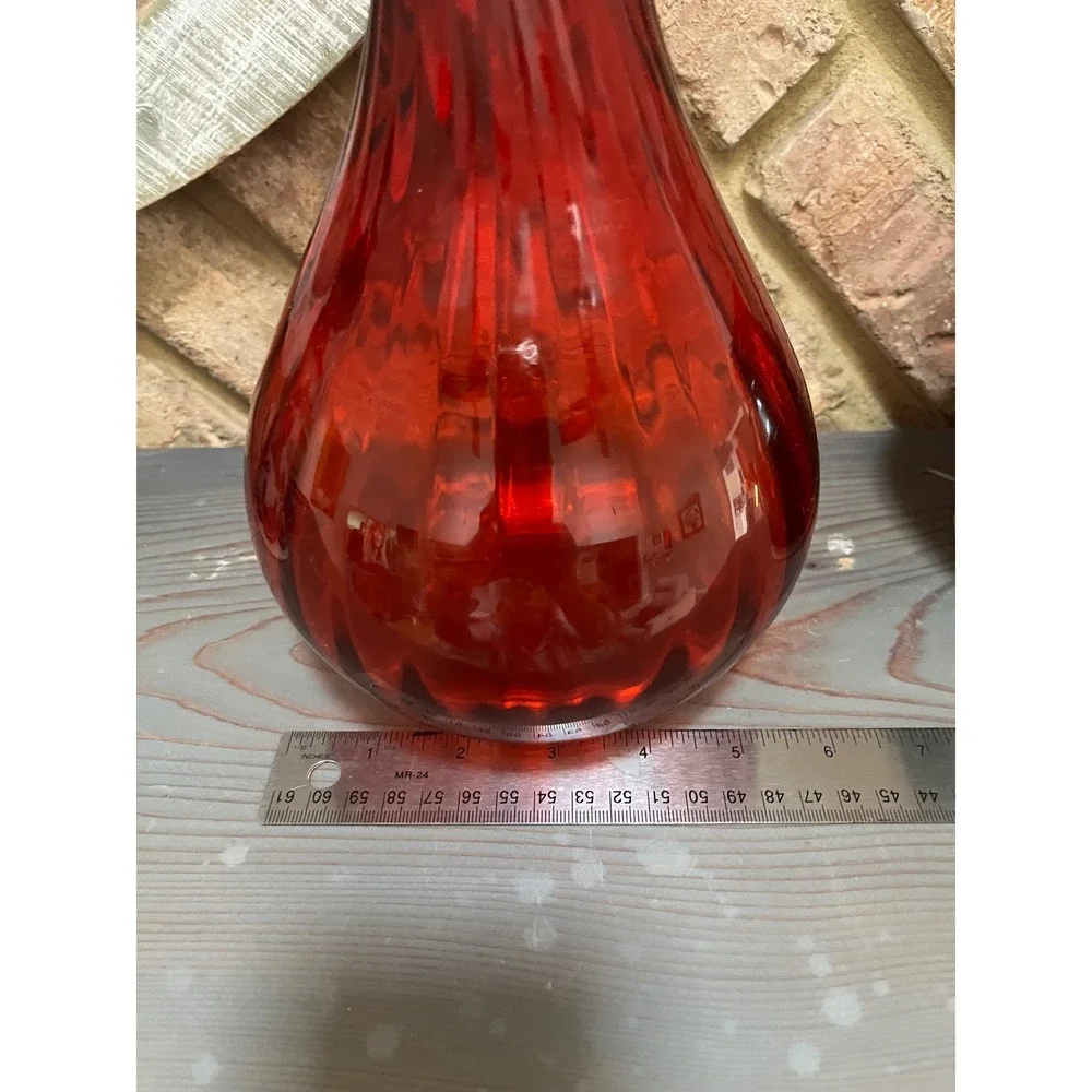 Vintage Red Hand Blown Vase Curved Neck Bulb shaped base . 11